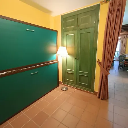 Apartment Loft Plaza Andalucia Erb